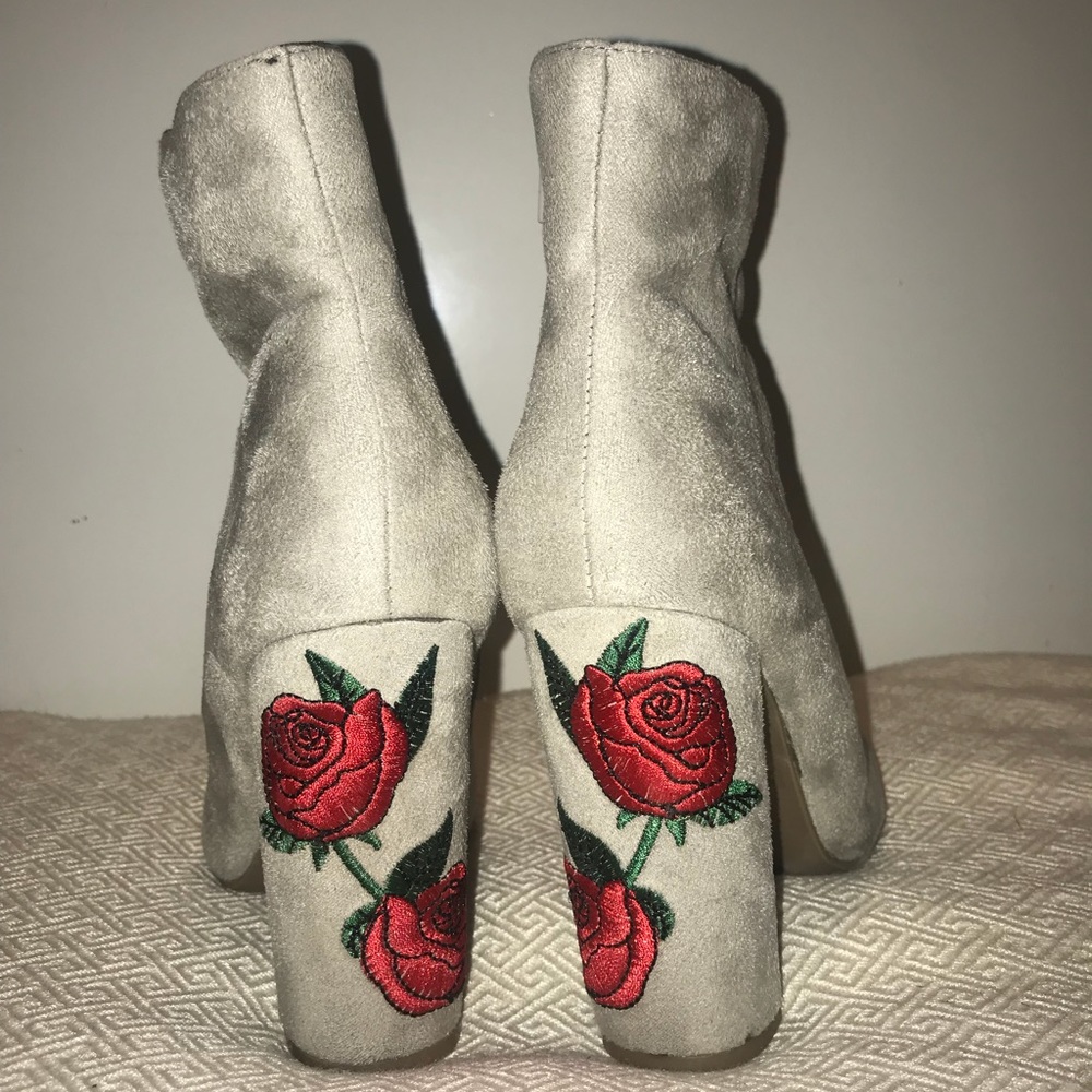 Ankle boots size 5
